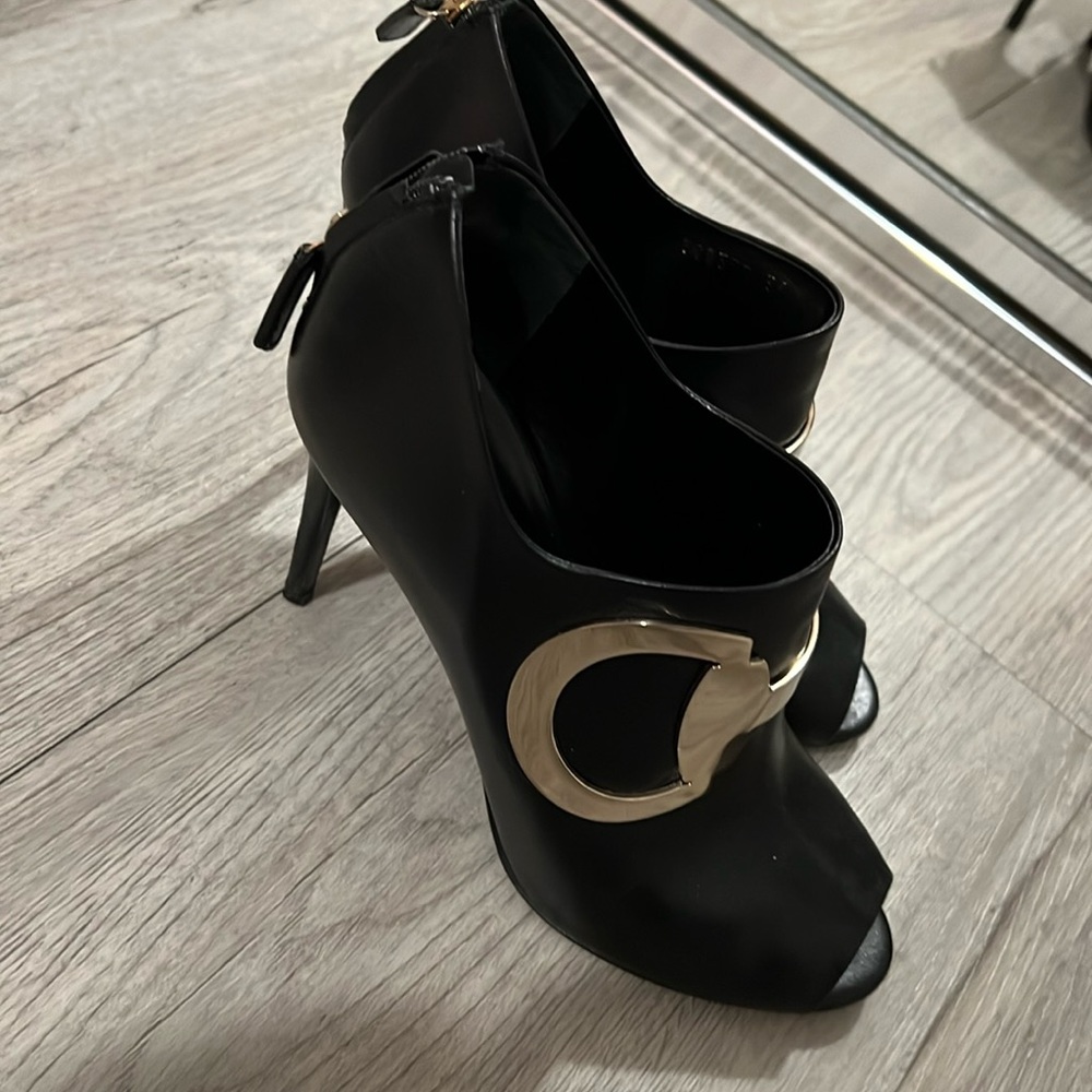 COPY - Gucci Size 36